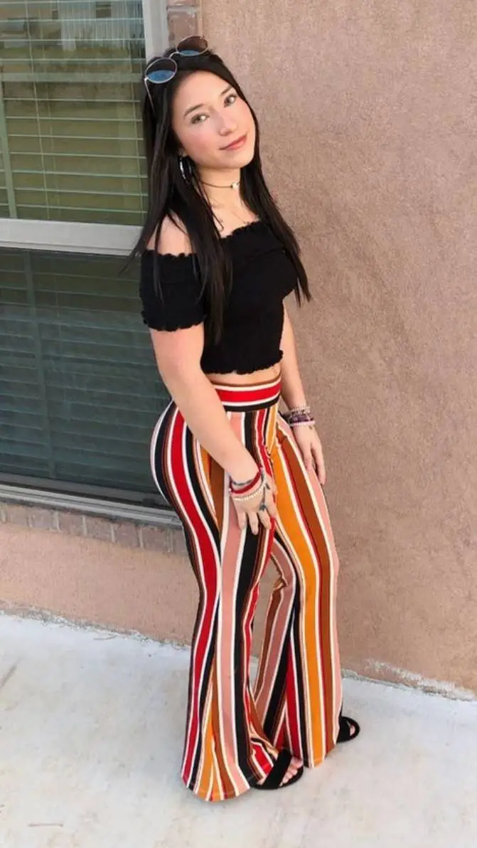 ai character: Elen background