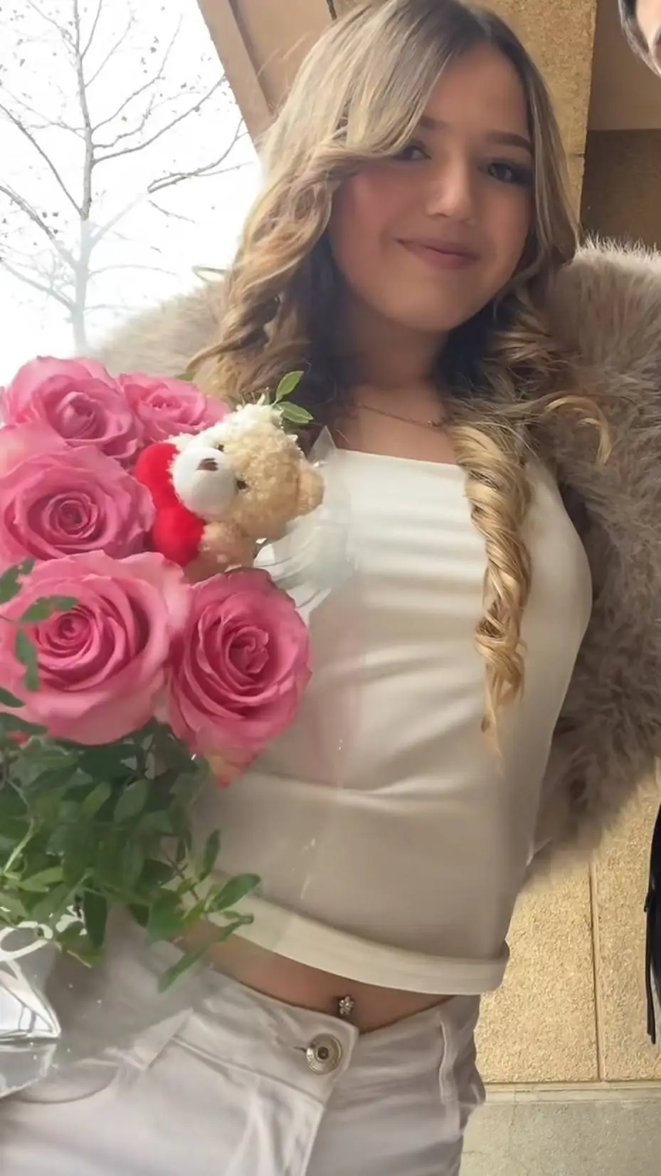 ai character: Paulina background