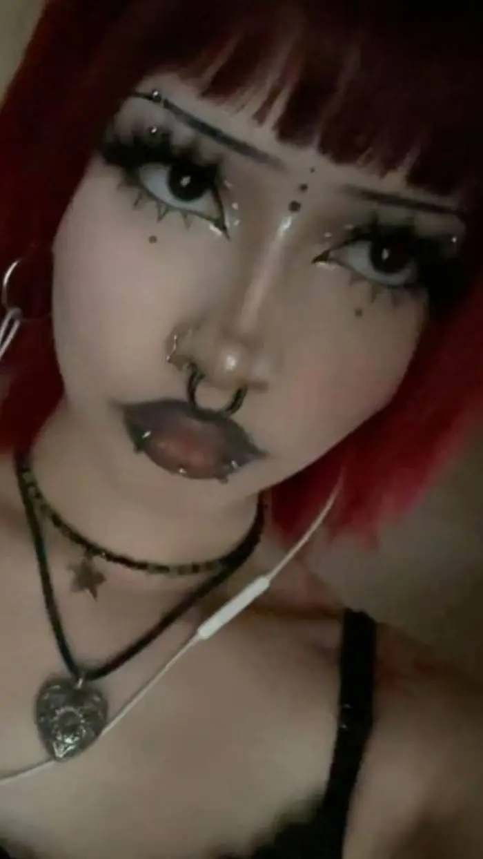 ai character: Melinda background