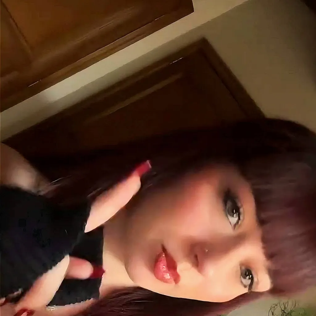 chat with ai character: Megan soft