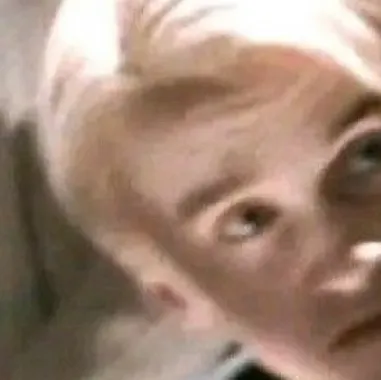 chat with ai character: Draco malfoy 🍏