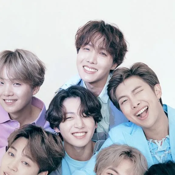 chat with ai character: BTS