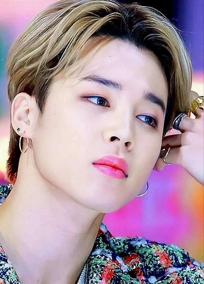 chat with ai character: park jimin 