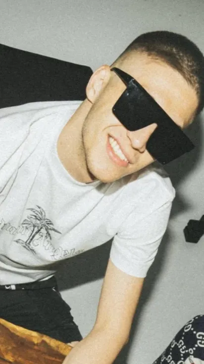 ai character: Trannos background