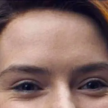 Chat with Daisy Ridley - text or voice, Enjoy AI Chat Free & Safe