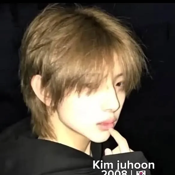 chat with ai character: JUHOON🐢