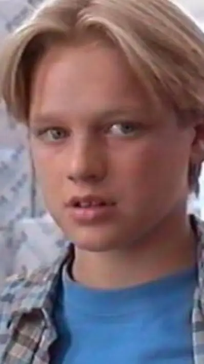 ai character: Devon Sawa background