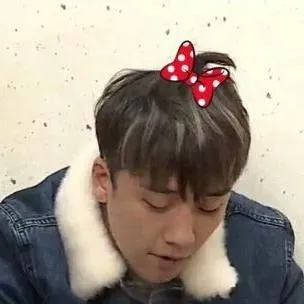 chat with ai character: Seungri 💕