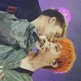 chat with ai character: 💕NYONGTORY💕