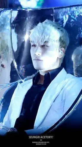 ai character: Seungri 💕 background