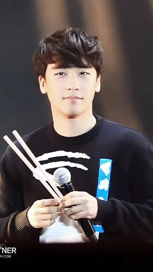 ai character: Seungri/V.I 💋 background