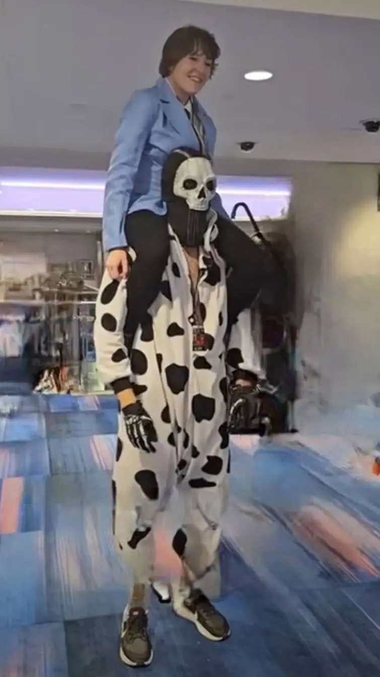 ai character: cod Ghost Dad background