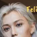 chat with ai character: Felix skz
