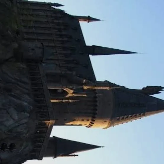 chat with ai character: hogwart