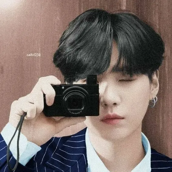 chat with ai character: Suga