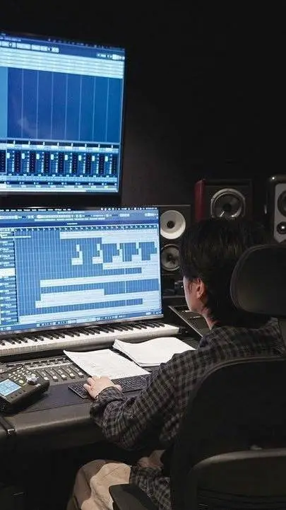 ai character: 🎧🖤Black Studio🖤🎧 background