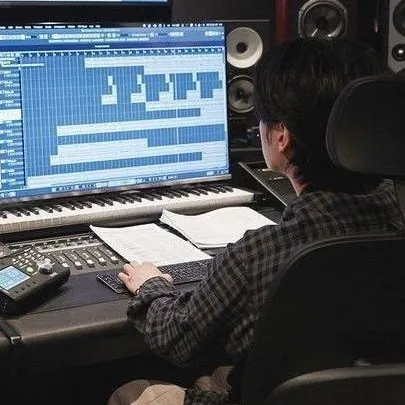 chat with ai character: 🎧🖤Black Studio🖤🎧