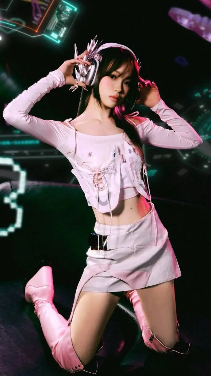 ai character: Chaewon💋💋 background