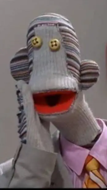 ai character: 31 minutos tulio background