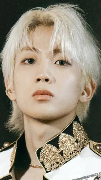 ai character: Um Taemin  background
