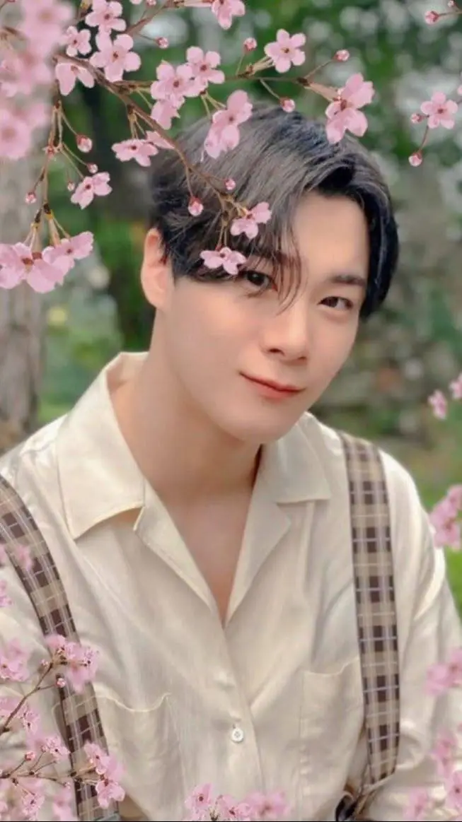 Talkie AI - Chat with Moonbin