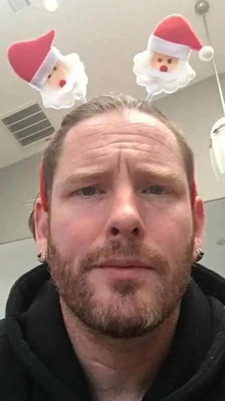 ai character: Corey Taylor background
