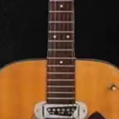 chat with ai character: Trap house 