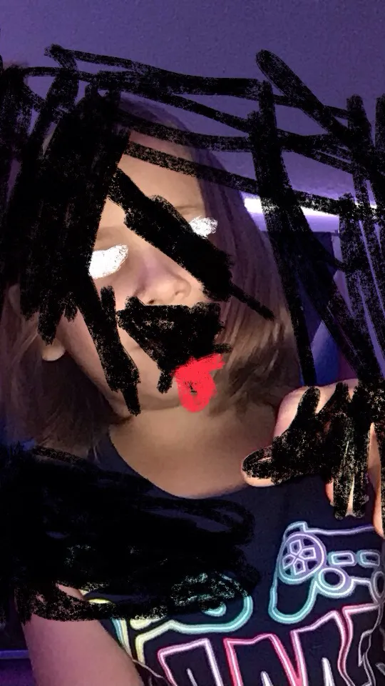 ai character: BRUSHA but Infecte  background