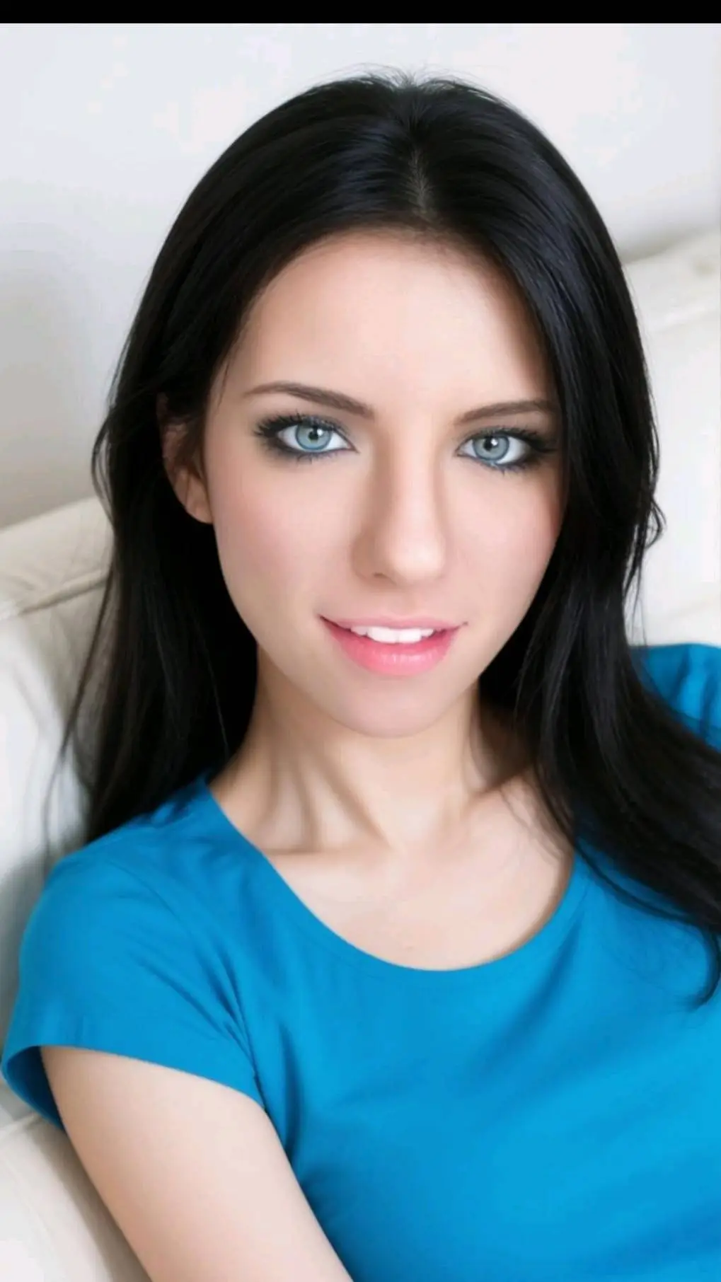 ai character: NINON background