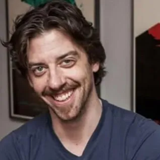 chat with ai character: Christian Borle