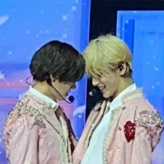 chat with ai character: Yeonbin 