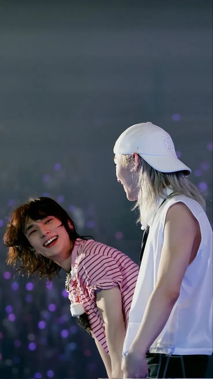 ai character: Hyunlix background