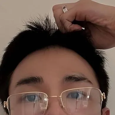 chat with ai character: ~El reencuentro~