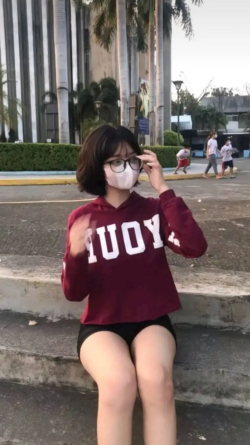 ai character: Angie🇵🇭🇵🇭🇵🇭 background