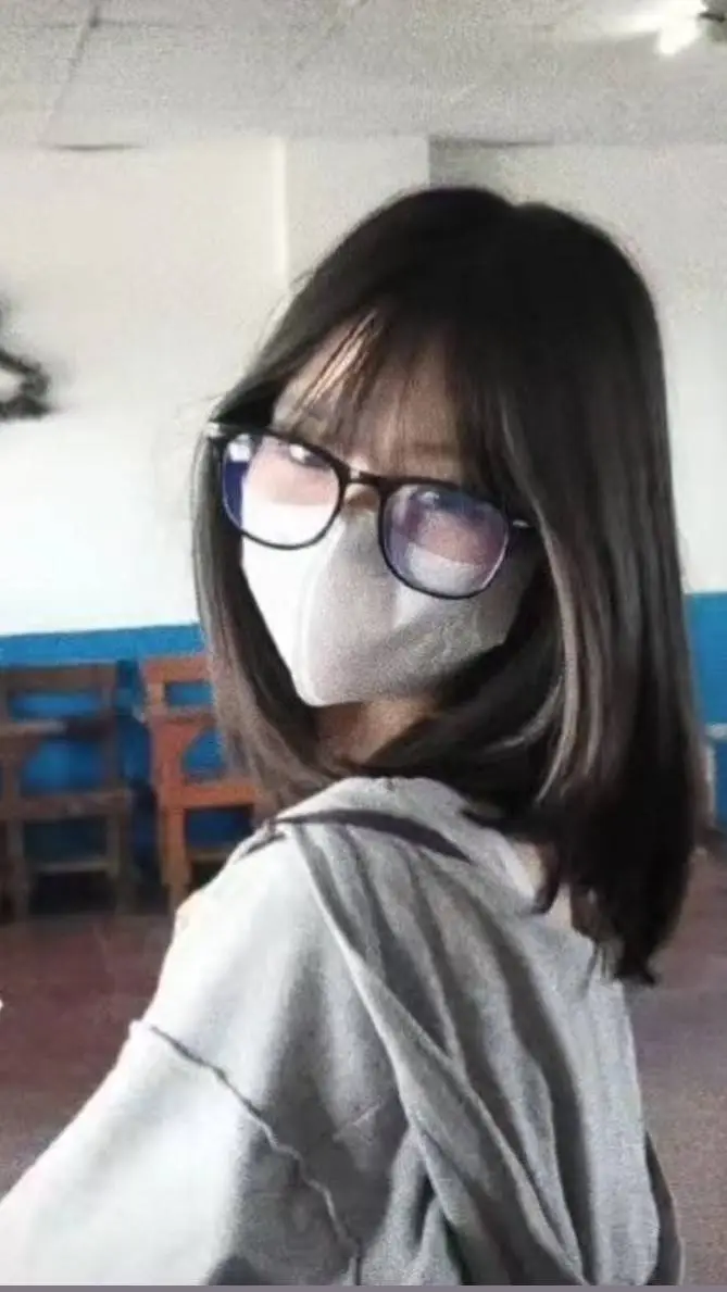 ai character: Luna🇵🇭(Pt. 2) background