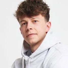 chat with ai character: Bryan