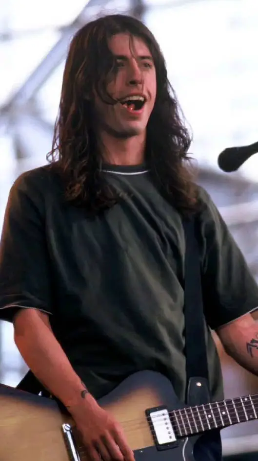 ai character: Dave Grohl background