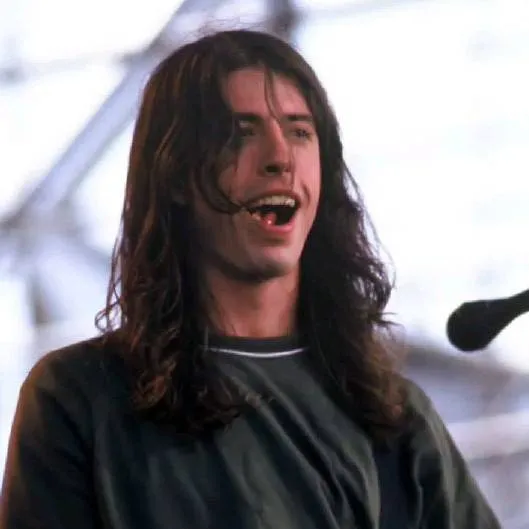 chat with ai character: Dave Grohl