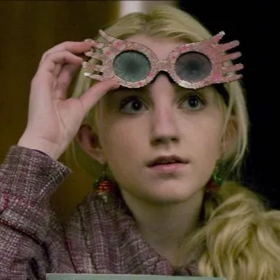 chat with ai character: Luna Lovegood