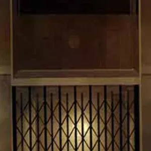 chat with ai character: saw 