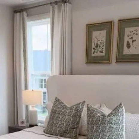 chat with ai character: Sleepover