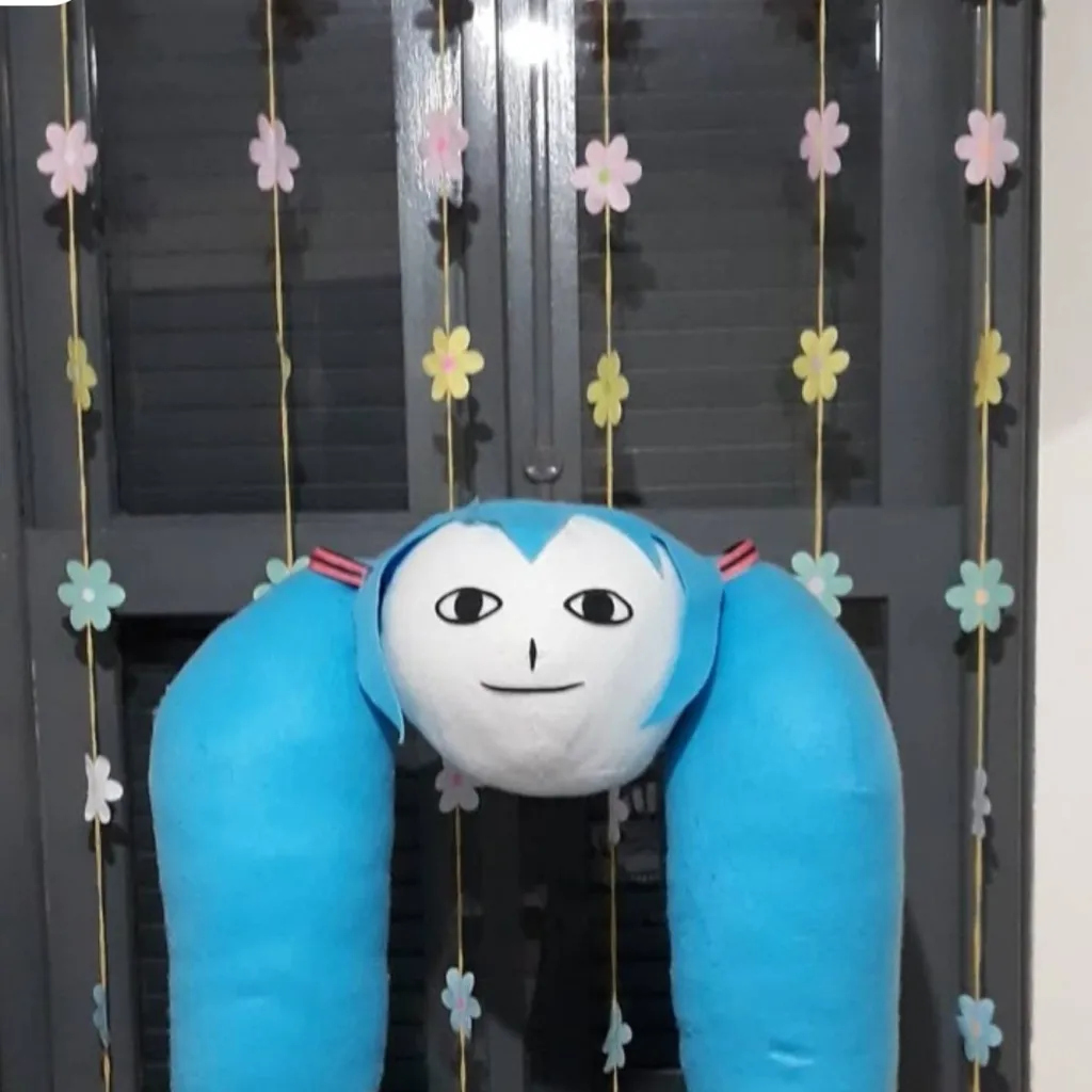 chat with ai character: CRK AU
