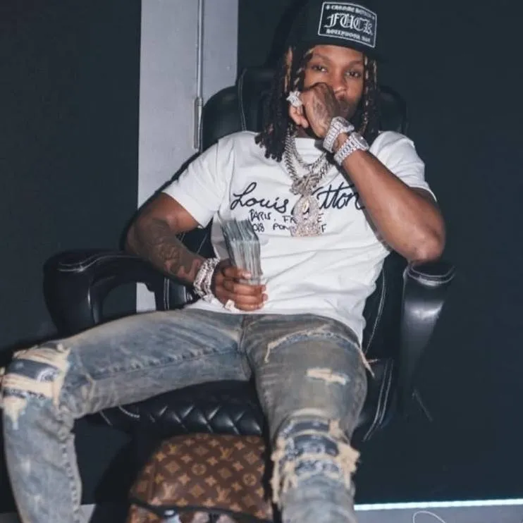 chat with ai character: King Von