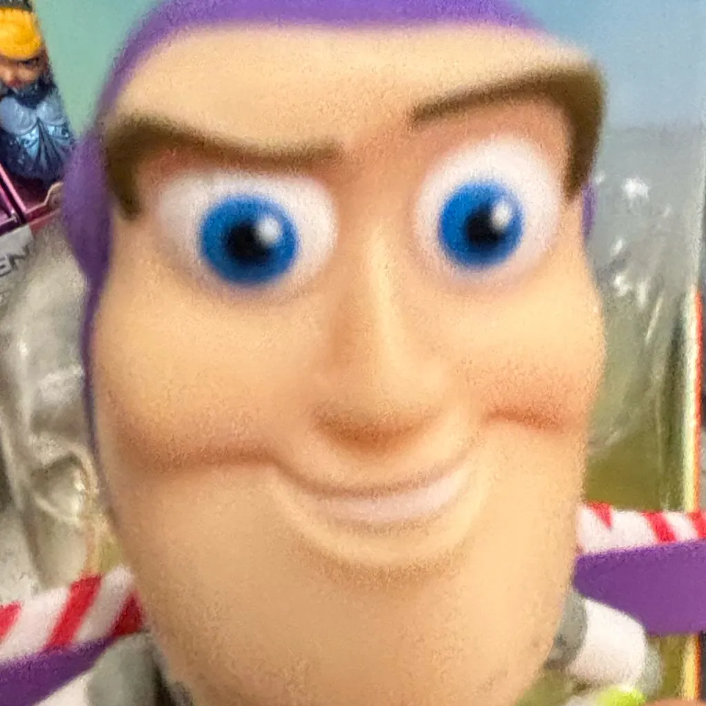 chat with ai character: Buzz Lightyear