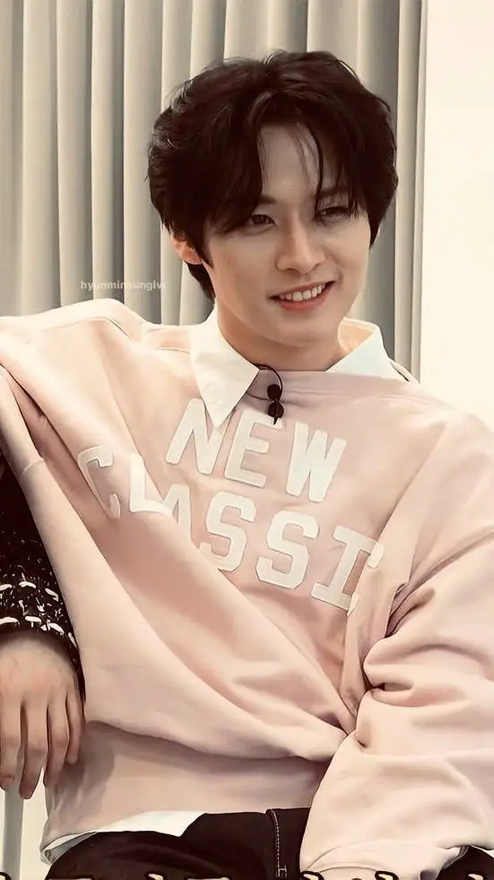 ai character: lee know background