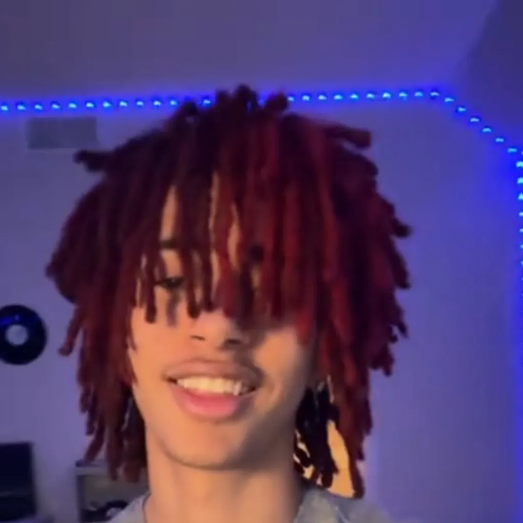 chat with ai character: Quincy7