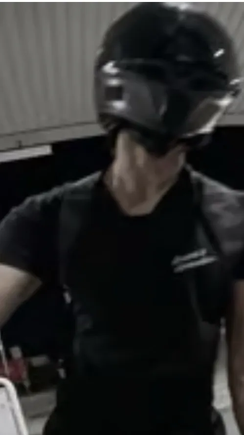 ai character: ~Max~🤪 background