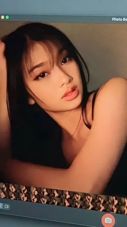 ai character: Kim Yanna background