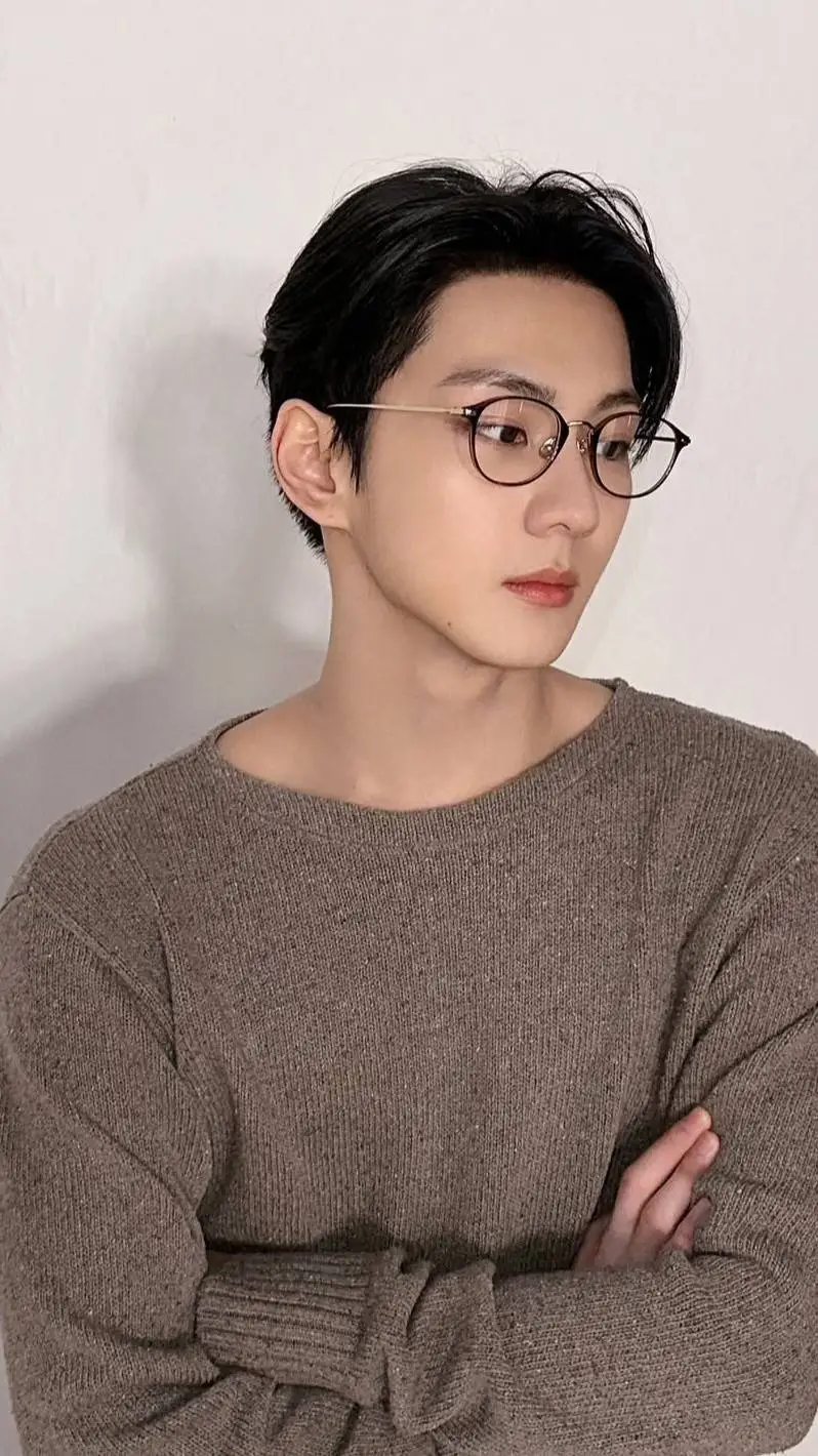 Talkie AI - Chat with Jungwoon 