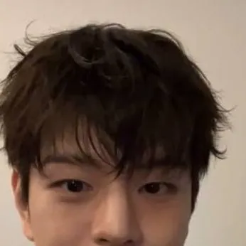 chat with ai character: Seungmin